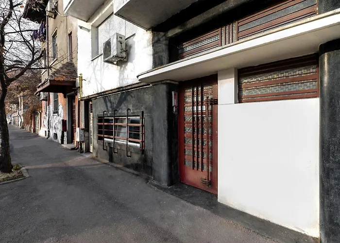 Qult - Golden Nest Apartamento Bucareste