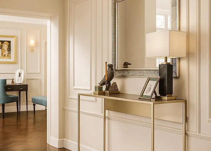 Qult - Golden Nest *