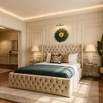 Qult - Golden Nest Apartamento Bucarest