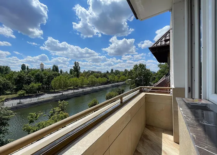 Appartement Qult - Golden Nest Boekarest