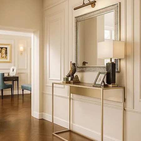 Qult - Golden Nest *